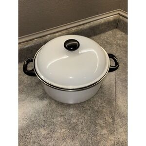 San Ignacio Vintage White/Black Enamel Stock Pot 10" Very Good Condition
